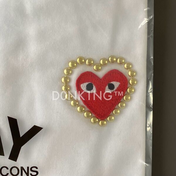 希少 XXL プレイコムデギャルソン PLAY COMME des GARCONS 青山限定 ゴールドスタッズ ハートTシャツ 白