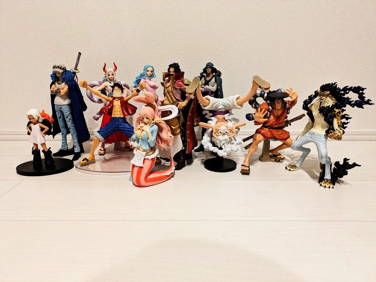 ワンピース フィギュア まとめ売り 11点セット ワンピース フィギュア 11点セット まとめ売り|Yahoo!フリマ