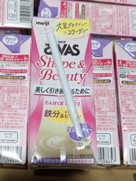 SAVAS ザバス シェイプ&ビューティ 200ml×10本 ソイプロテイン