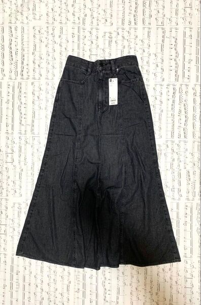 GU women ライトデニムフレアマキシスカート グレー S
