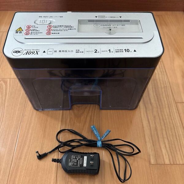 ★ジャンク品★GBC デスクトップシュレッダー A09X ブラック GSHA09X-B
