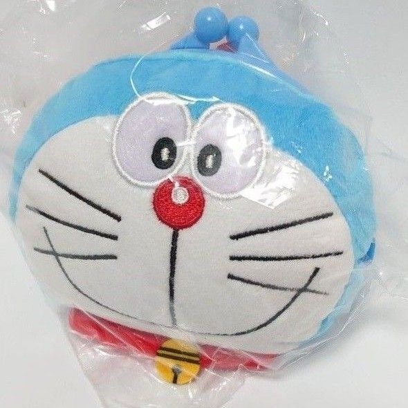 ドラえもん ぬいぐるみ型 がま口 ポーチ 化粧ポーチ 紐付き 小銭入れ 1点 新品 未開封