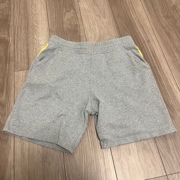 エンポリオアルマーニ ハーフパンツ ショートパンツ スウェット EA7 Mサイズ