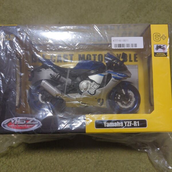 Yamaha YZF-R1 ダイキャストモデル 1/12