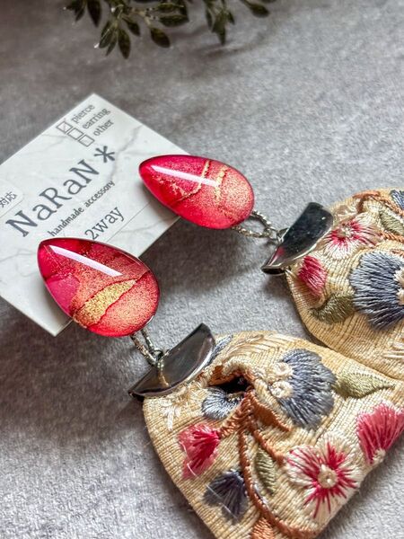 376≫アルコールインクアート【nara】2wayインド刺繍リボンタッセルピアス ハンドメイド