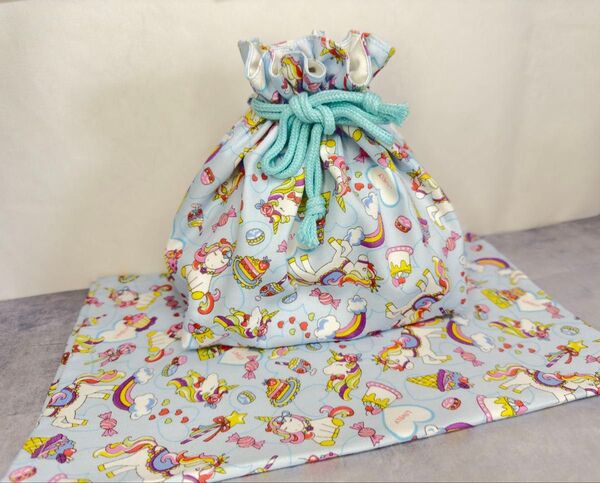 ユニコーン お弁当袋とランチョンマット2点セット 小学校 保育園 幼稚園 遠足 ハンドメイド 給食袋 巾着袋 お弁当袋