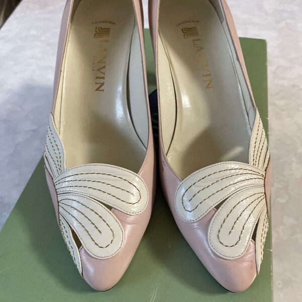 LANVIN パンプス ピンク フラワーモチーフ、パリ