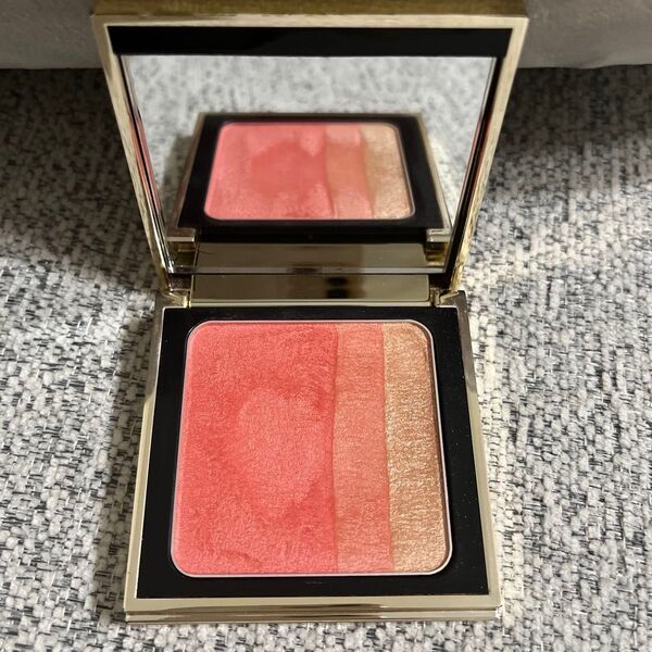 BOBBI BROWN チーク ブライトニングブラッシュ01コラール