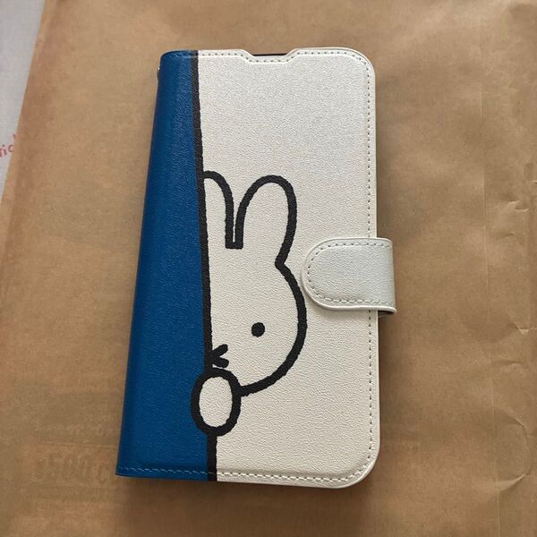 iPhone13s 手帳型ケースカバー