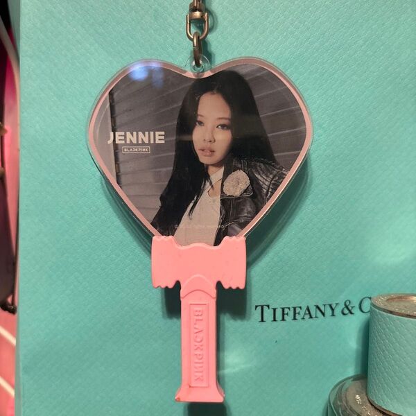 BLACKPINK ジェニー ハート型 アクリルキーホルダー ピンク 公式グッズ