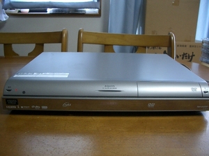 ＳＨＡＲＰ　　ＤＶ－ＡＣ７２　　ジャンク