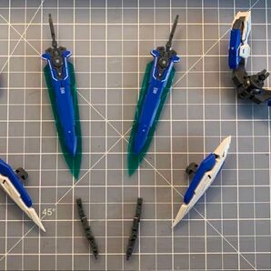 1/144 RG HG ガンダムエクシア用武器セット (GNブレイド×2、GNシールド×2、バックパック) MB様式 未組立