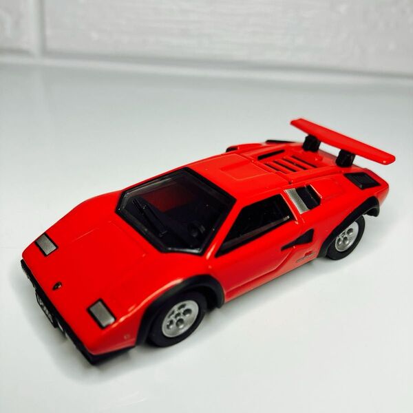 絶版トミカ ランボルギーニ カウンタックLP500S. レアモデル美品