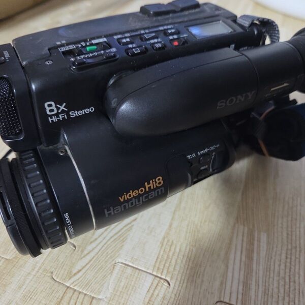 SONY video Hi8 Handycam ビデオカメラ CCD-TR705 ソニー 部品取り