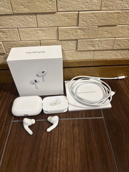 Apple AirPods Pro 第2世代 エアポッズプロ アップル ワイヤレスイヤホン MQD83J/A