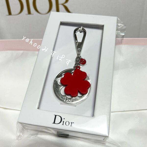 ディオール DIOR バッグチャーム キーリング キーホルダー チャーム 赤 レッド クローバー リパッケージ ノベルティ