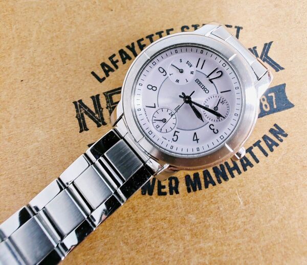 SEIKO lk セイコールキア ラウンド 白文字盤 ホワイト シルバー レディース腕時計 シンプル アクセサリー フォーマル