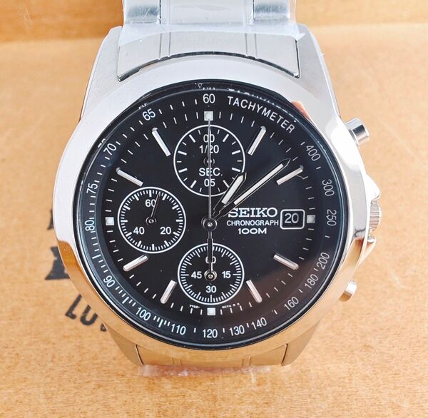 【未使用品】SEIKO セイコー クロノグラフ 黒文字盤 ブラック シルバー メンズ腕時計 アクセサリー カジュアル