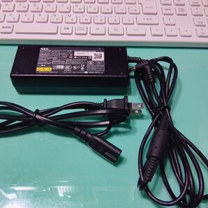 NECACアダプターADP68PC-VP-WP73/OP-520-76402 19V 3.95A 中古