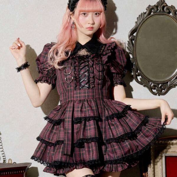 NOEMIE レースアップサスペンダーティアードセットアップ 半袖 赤 チェック