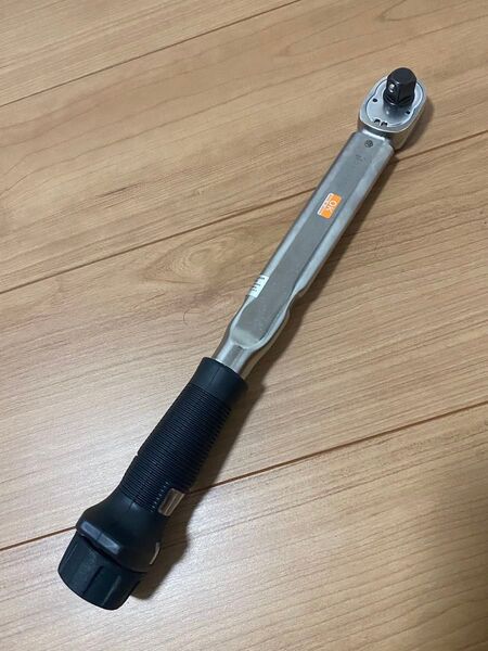 新品未使用 東日製作所 TOHNICHI プレセット形トルクレンチ QL100N4 1/2 ラチェット