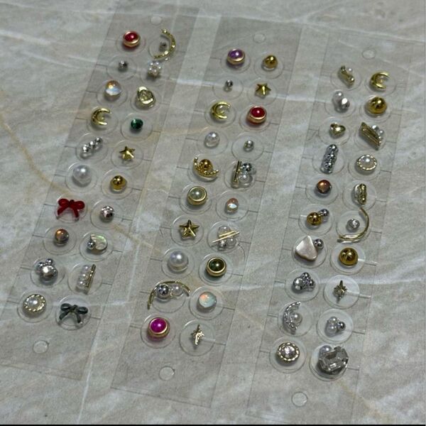耳ツボジュエリー 耳ツボ 金粒 60粒 3シート 耳ツボシール ハンドメイド 貼るピアス