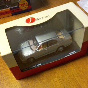 J collection TOYOTA CROWN SALOON G ミニカー
