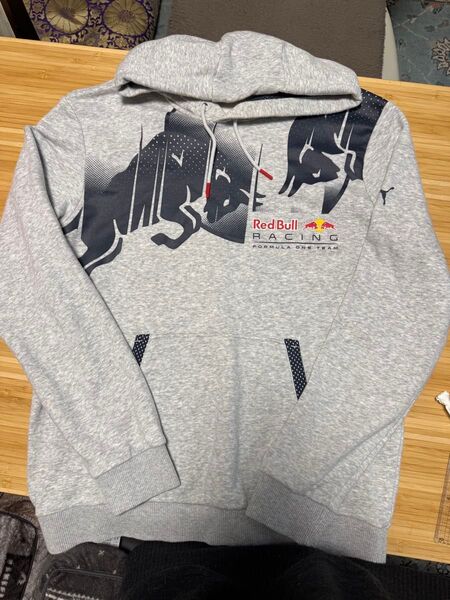 PUMA レッドブル パーカー グレー