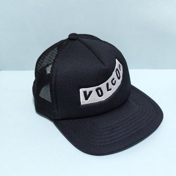 《美品》 VOLCOM ロゴ メッシュ キャップ ブラック STREET