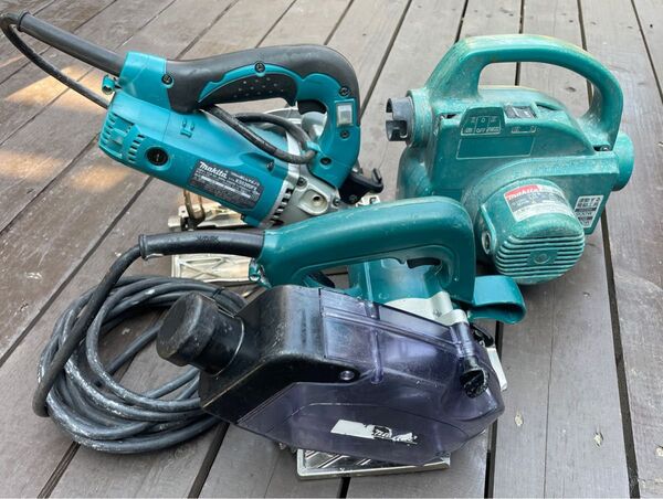 マキタジャンクまとめ出品 防塵丸ノコ2台と集塵機