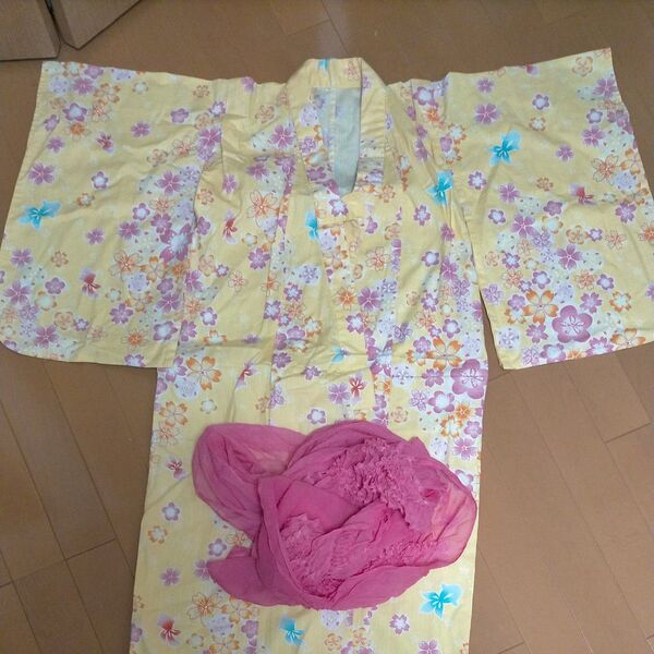 ユニクロ110女の子浴衣