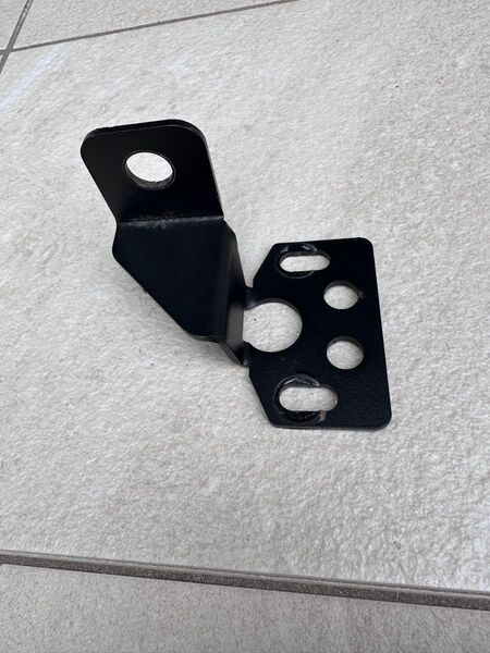 スズキジムニーJB64 シエラJB74用 無線アンテナ基台中古品