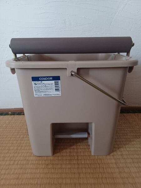 山崎産業 スクイーザー(モップ用絞りバケツ) CONDOR L型