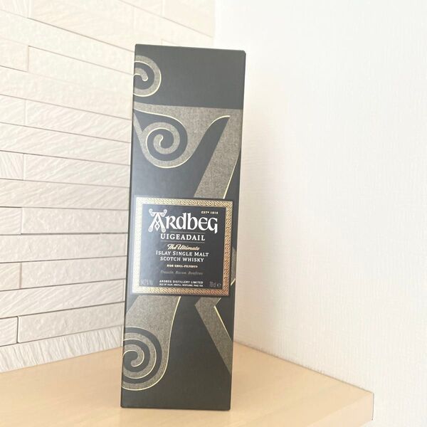 アードベック ウーガダール Ardbeg UIGEADAIL アイラ シングルモルト スコッチウイスキー 1本 箱付き