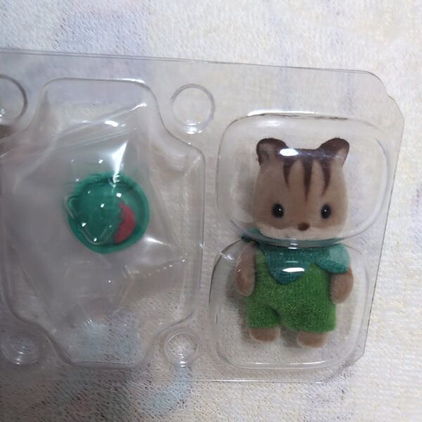 シルバニアファミリー おとぎ話シリーズ くるみリスの赤ちゃん 新品未使用品