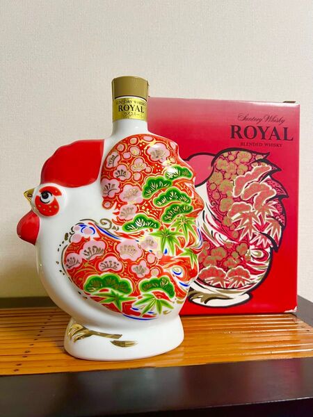 サントリー ROYAL ローヤル 2017年 干支ボトル 酉歳 600ml 未開栓