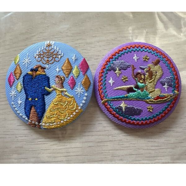 Disney Characters 刺繍缶バッジ ディズニーキャラクターズ 美女と野獣 アラジン