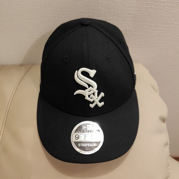 【美品】ホワイトソックス NEWERA 9FIFTY LP BLACKキャップ