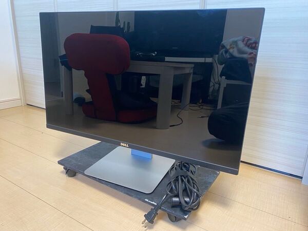 DELL 27インチ ディスプレイモニター 6月末記載終了