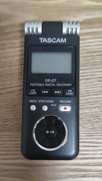 TASCAM DR-07 タスカム ポータブル デジタル レコーダー