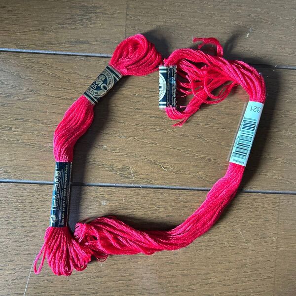 DMC 25番糸 刺繍糸 8m #321 レッド系 DMC25B