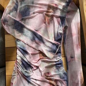 ワンピース シアー 伸びる素材 ピンク系