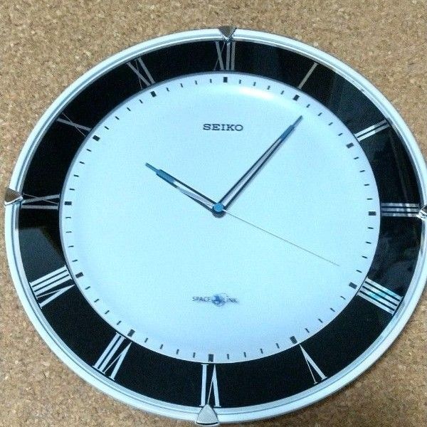 SEIKO 掛け時計 GPS電波時計