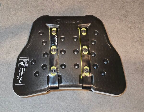 チェストプロテクター RS TAICHI RSタイチ TRV063 中古