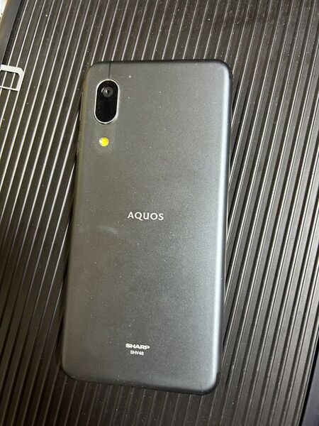AQUOS SHARP sense3