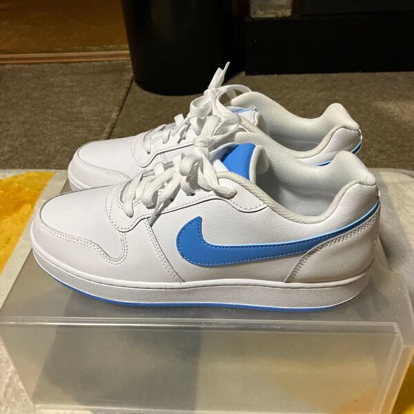 NIKE カジュアルスニーカー ホワイト/ブルー