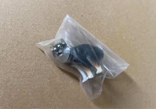 ガチャ ふんばり〜ぬ 黒柴犬