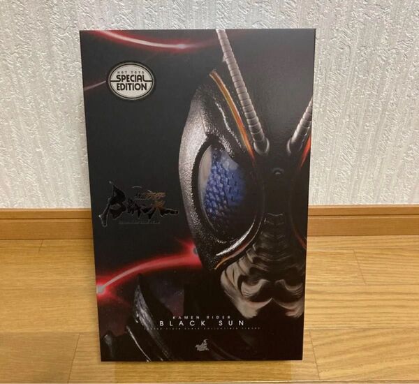 Hot toys仮面ライダーBLACK SUN