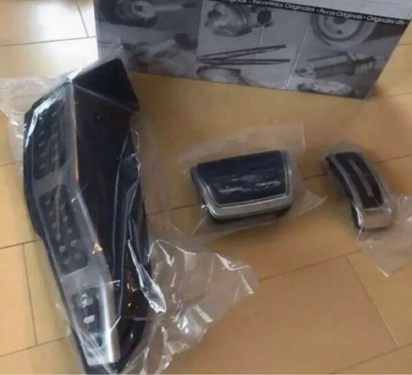 アルミペダル フットレスト ペダルセット ペダルカバー ゴルフ アウディ VW アウディ 右ハンドル用 フォルクスワーゲン