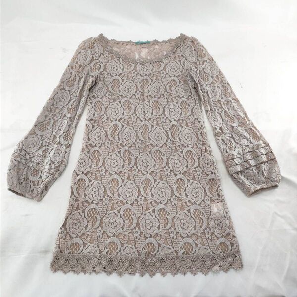 A-24【良品】Anna Kerry アンナケリー チュニック 長袖 花柄 ベージュ 膝丈ワンピ トップス カットソー